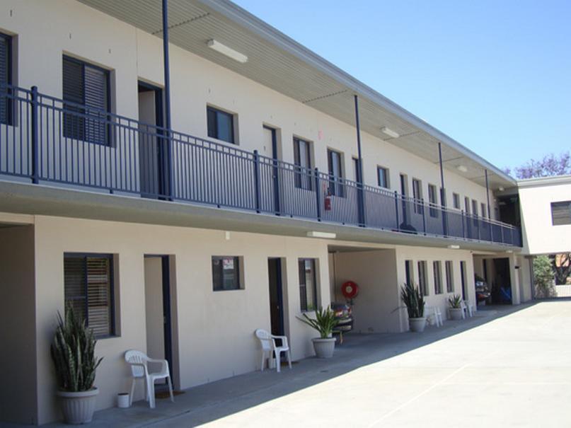 Red Cedar Motel Muswellbrook Εξωτερικό φωτογραφία