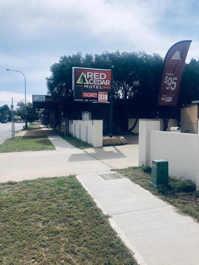 Red Cedar Motel Muswellbrook Εξωτερικό φωτογραφία