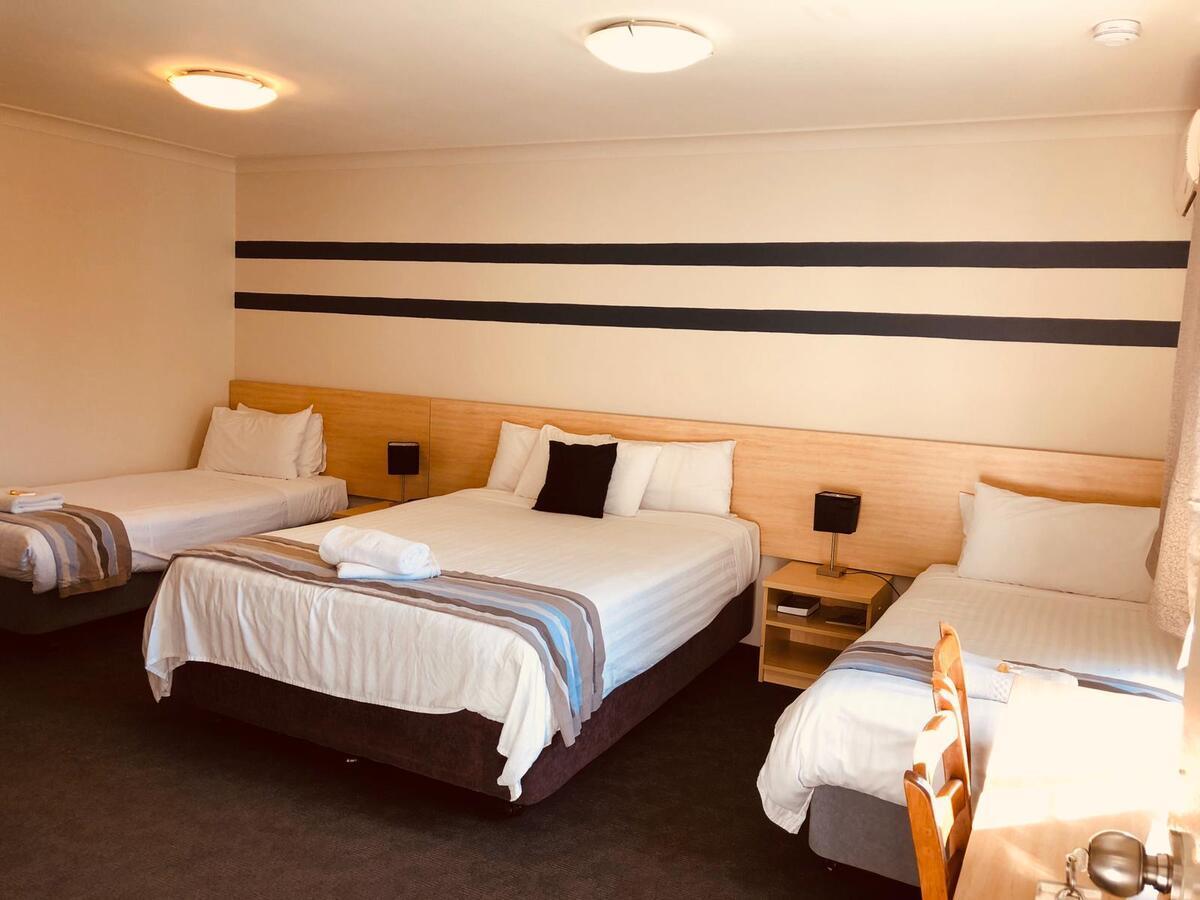 Red Cedar Motel Muswellbrook Εξωτερικό φωτογραφία